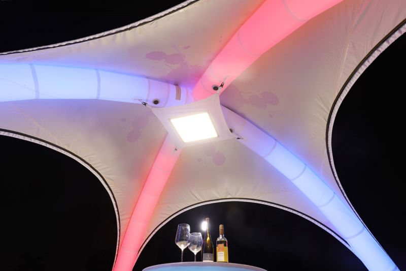Aufblasbare pneumatische Zeltea - Domezelt LED beleuchtet
